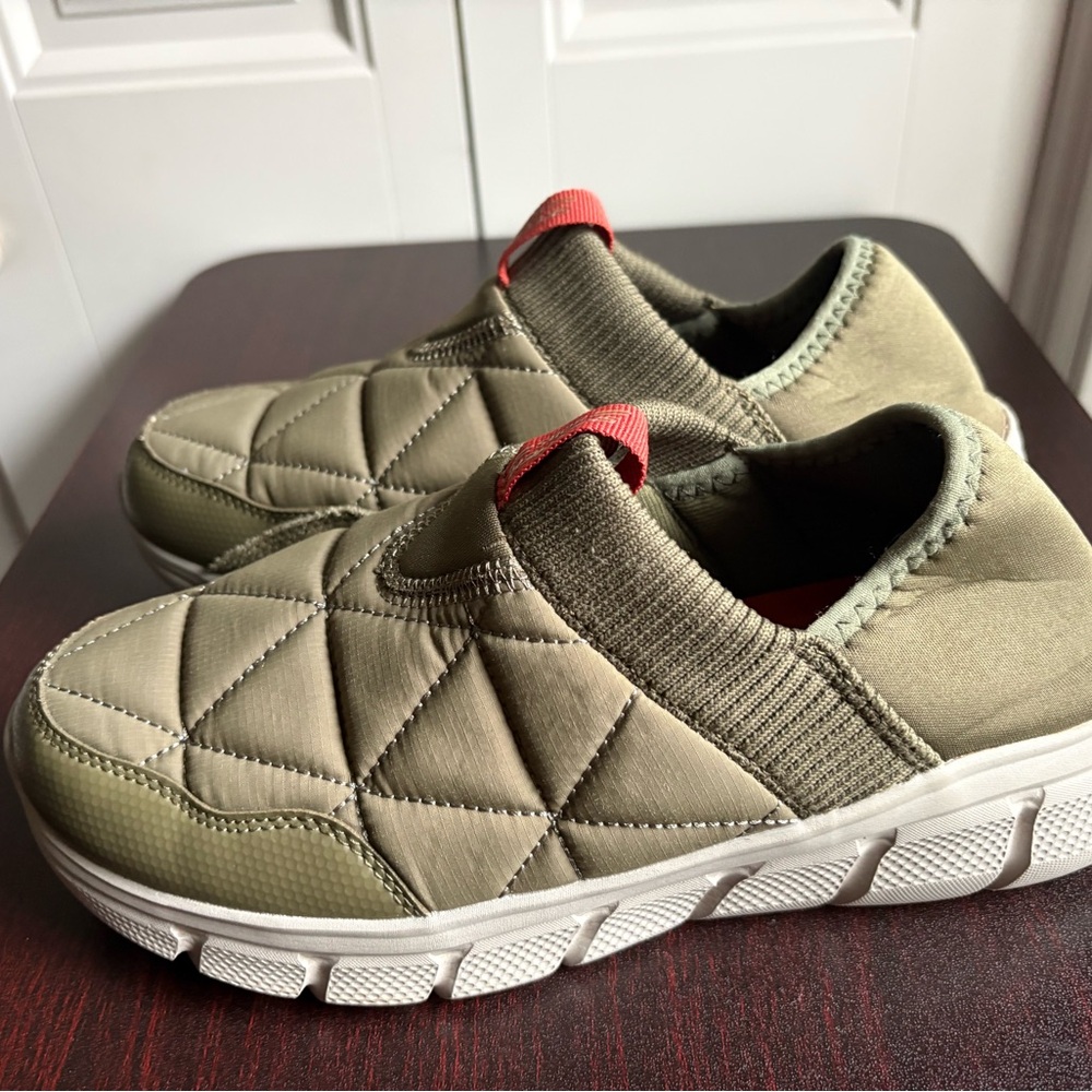 Skechers Olive Green Quilted Slip-On Athletic Shoes with Red Pull Tab